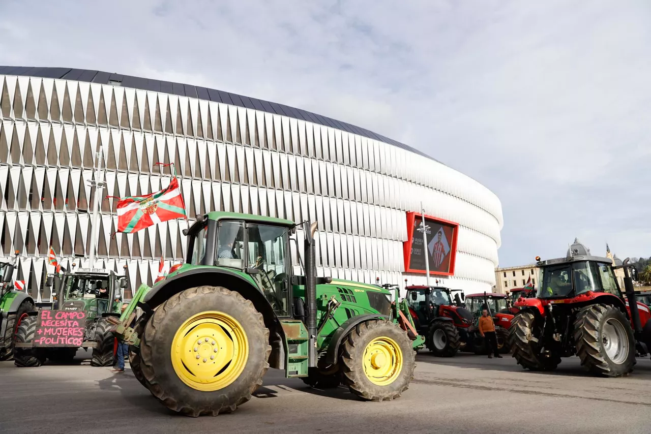 tractorada-bizkaia-bilbao-san-mames traktoreak bilbo-efe