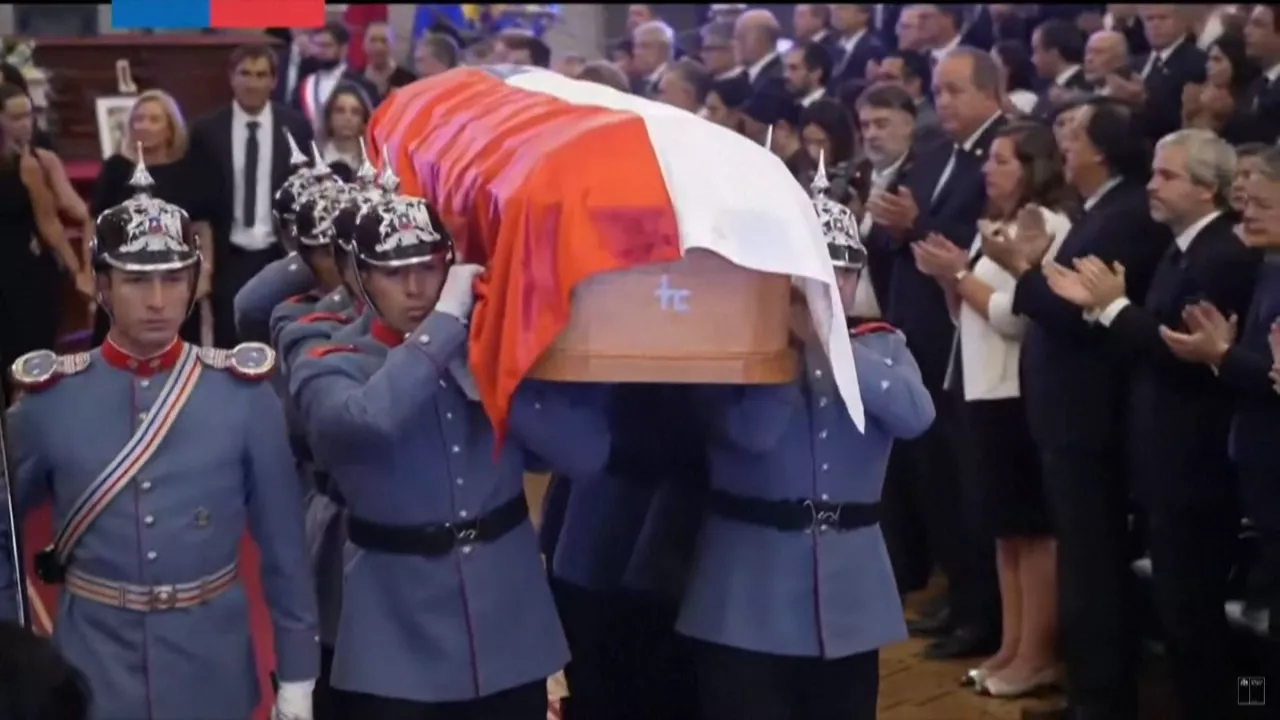 20240209162323_funeral-pinera_