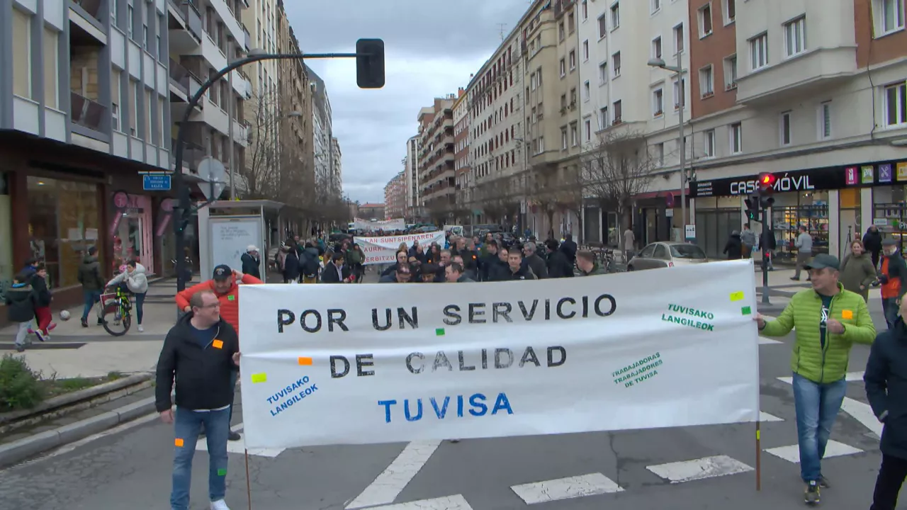 20240209212005_manifestacion-tuvisa-eitb_