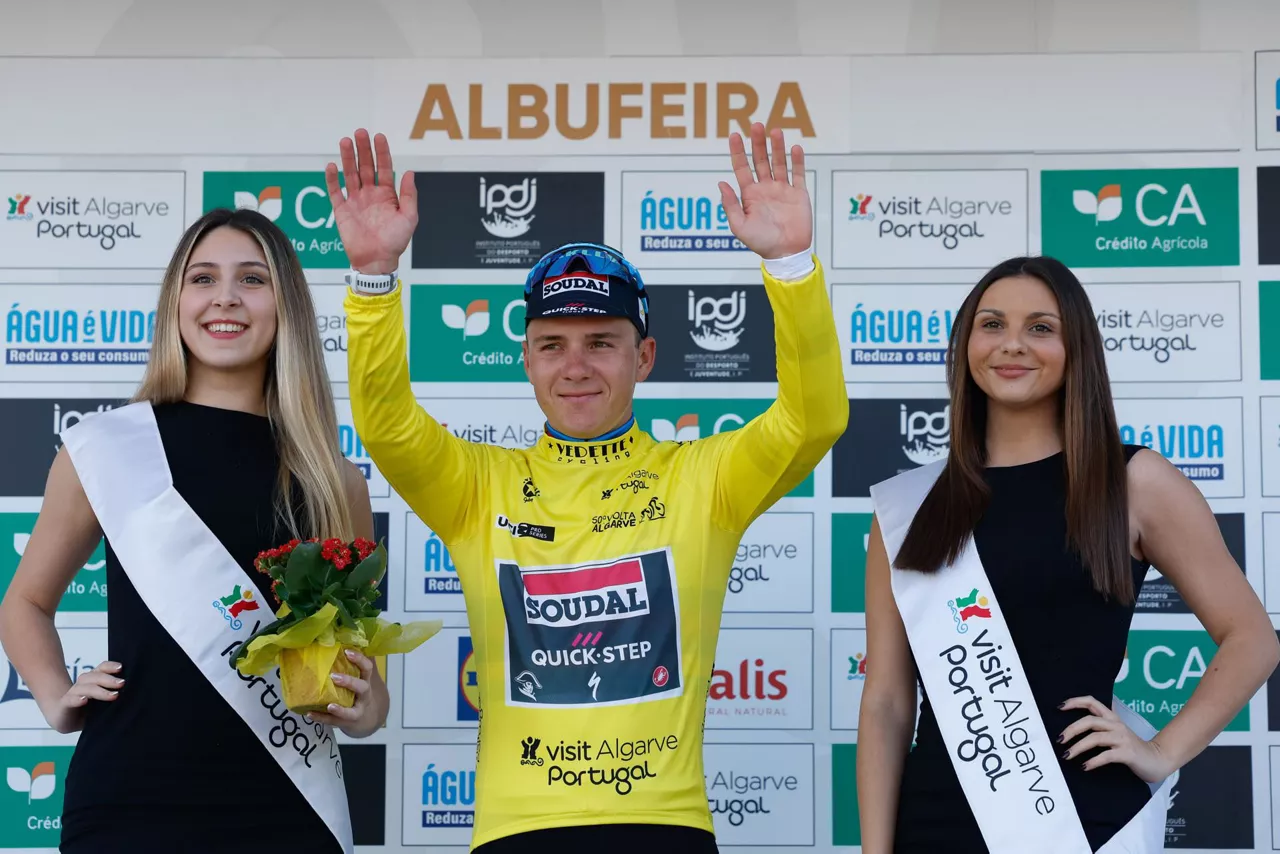Remco Evenepoel podiumean. Argazkia: EFE