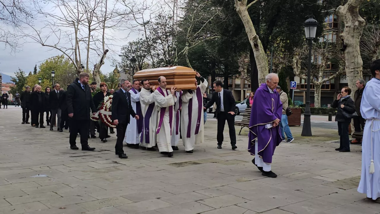 obispo-uriarte-funeral