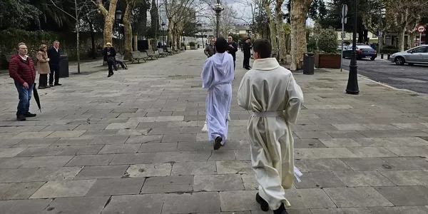 Juan Maria Uriarte Donostiako gotzain emerituaren omenezko hileta-elizkizuna. Argazkia: EITB