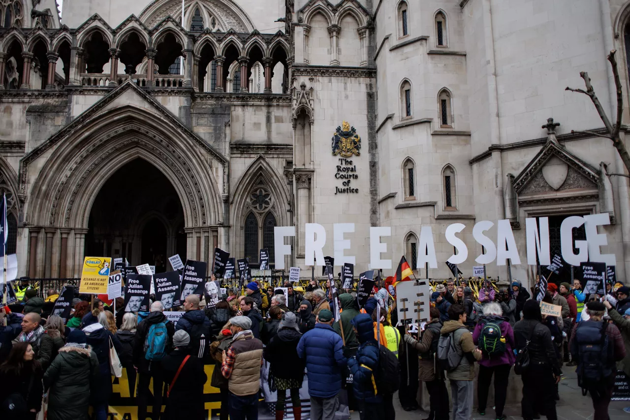 julian assange londres
