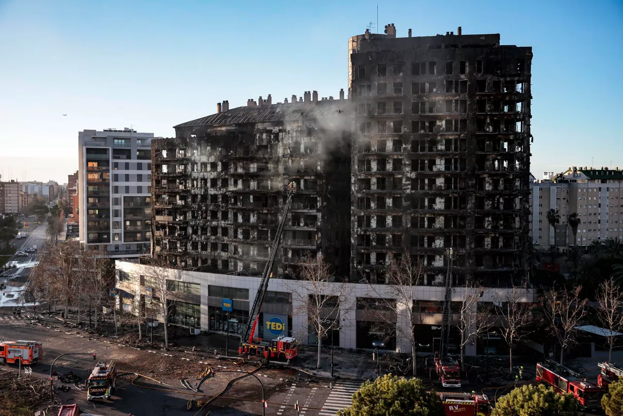 valencia-incendio-dia-despues valentzia sutea-efe