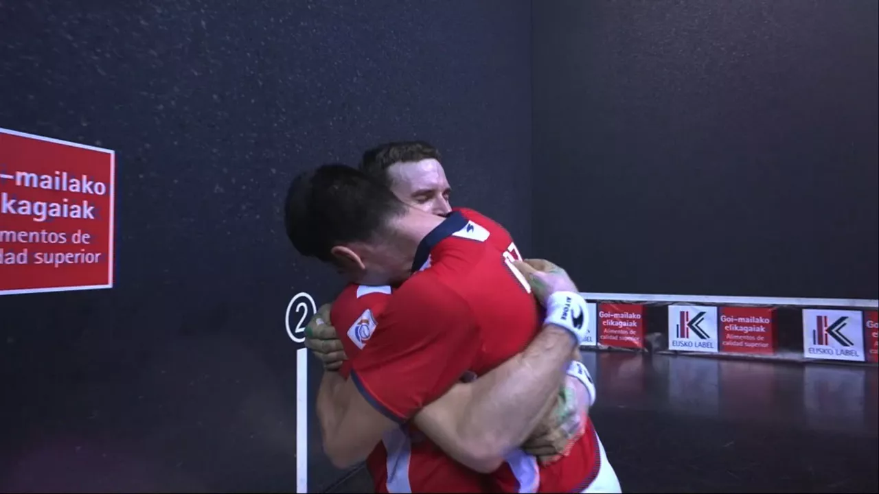 20240226200114_artola-eta-imaz-besarkada_