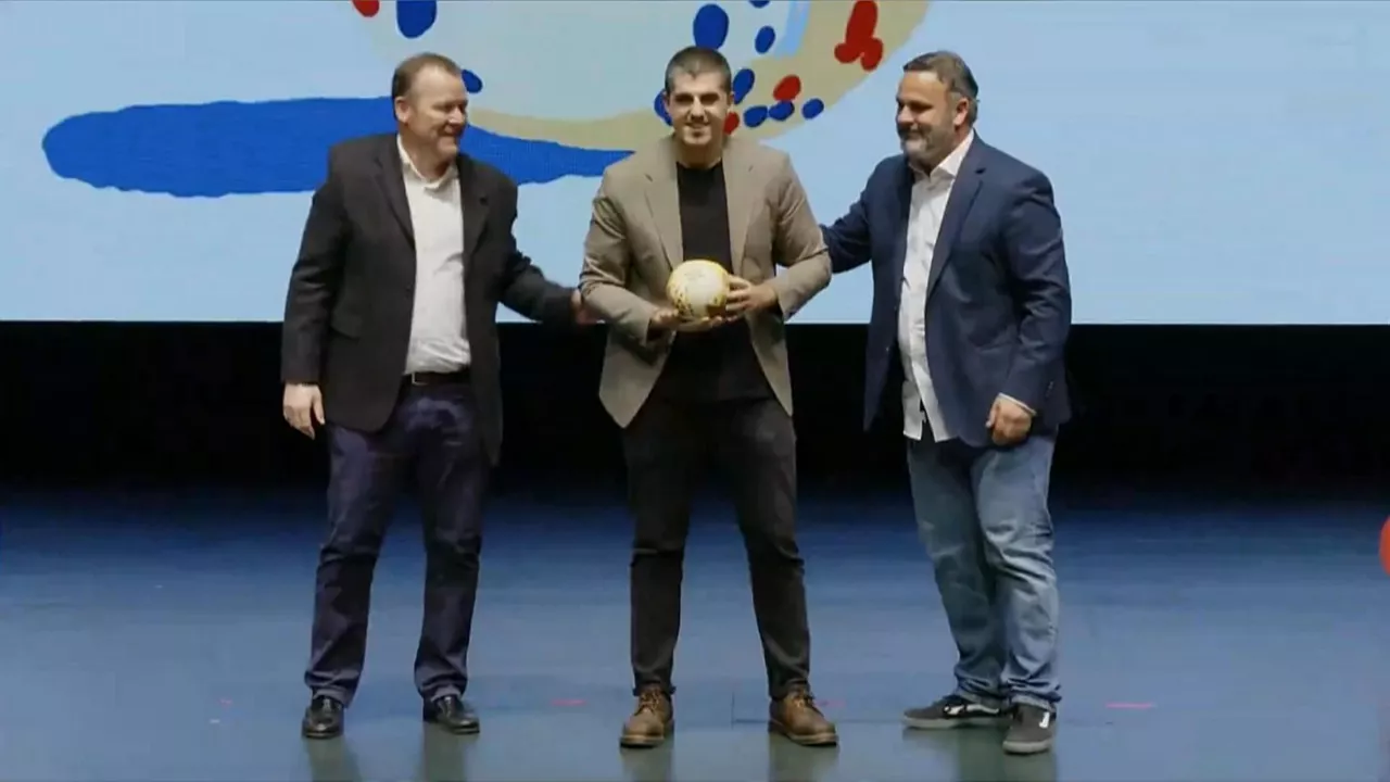 javier rivero ama tolosa sol guia repsol 2024 efe