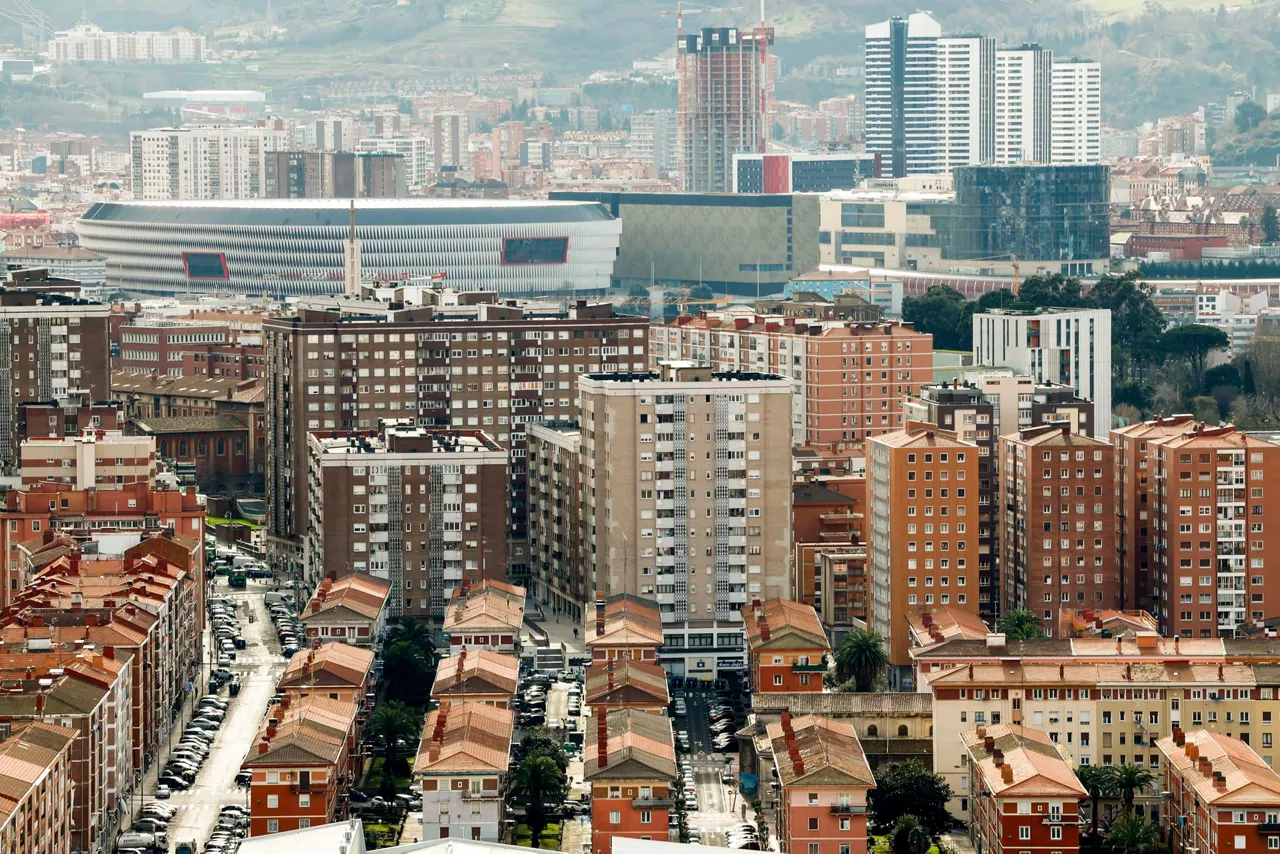 vivienda etxebizitza pisos pisuak construcción eraikuntza bilbao bilbo efe