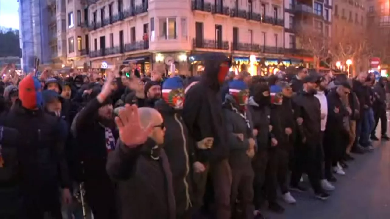 20240305193640_psg-aficionados-escoltados-ertzainas-eitb_