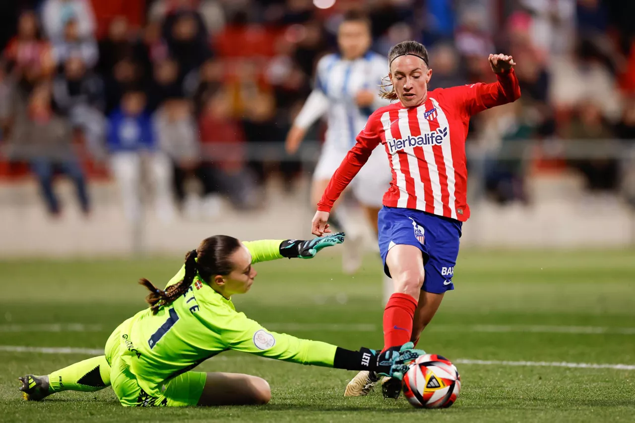 Elene Lete Realeko atezaina, jokaldi batean. Argazkia: EFE.