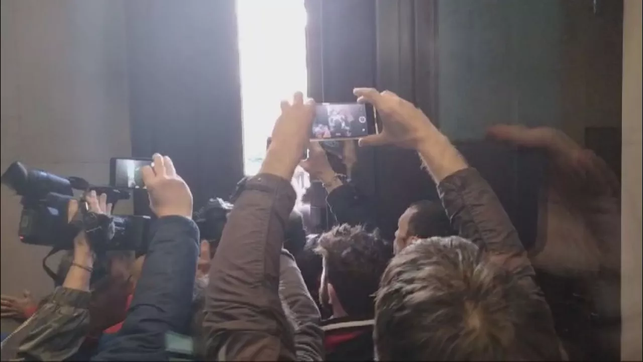 NEKAZARIAK NAFARROA PARLAMENTUA