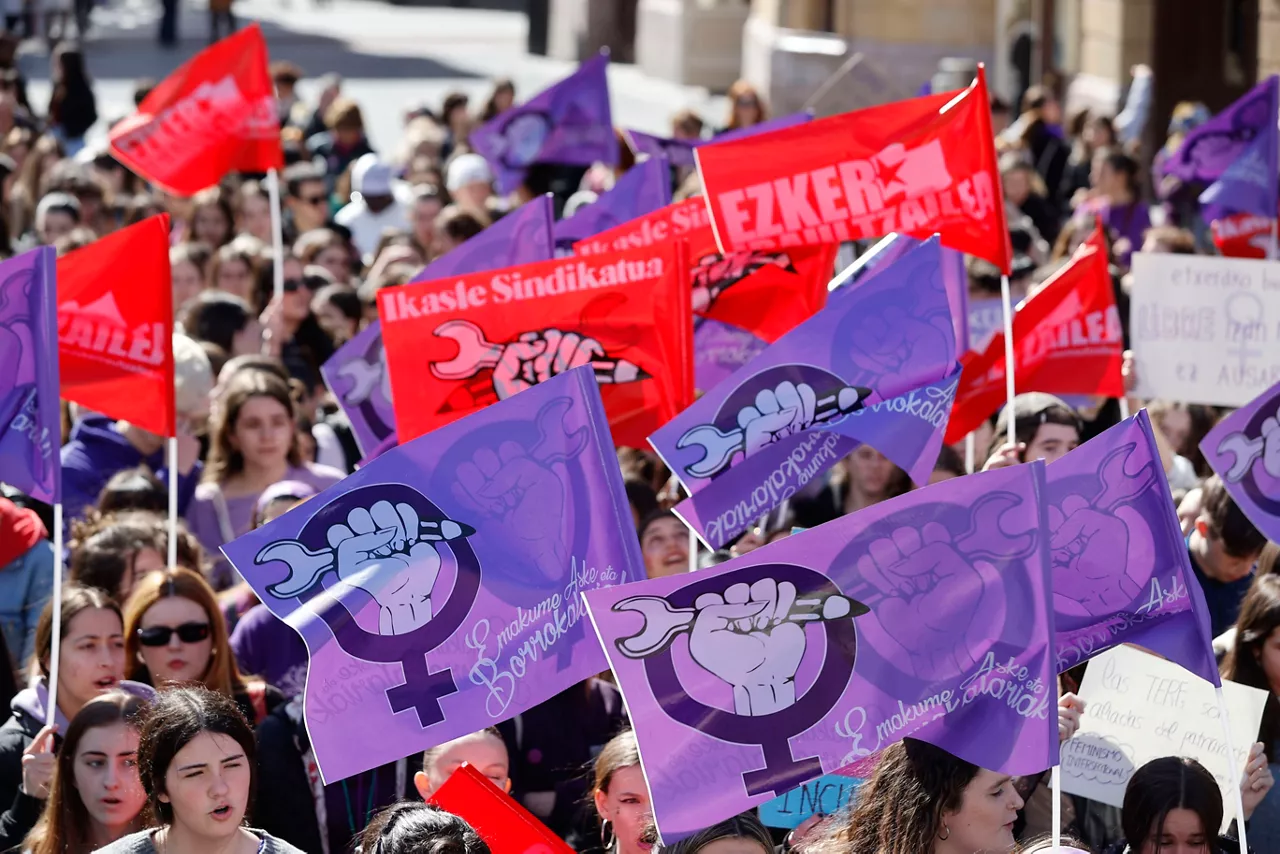 Manifestación estudiantes vascas 8M