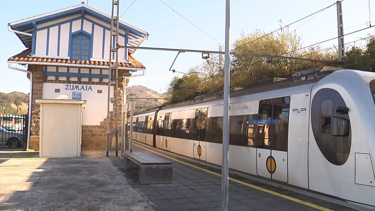 zumaia trena euskotren