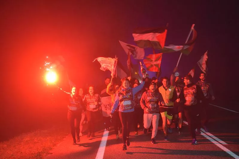 korrika 2024 eskarozetik iruñerako bidean 