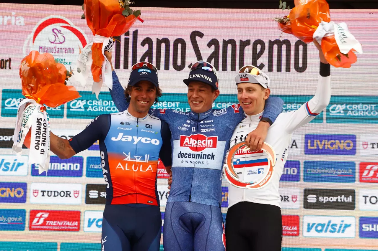 Jasper Philipsenek esprintean irabazi du Milan-San Remo klasikoa. Argazkia: EFE