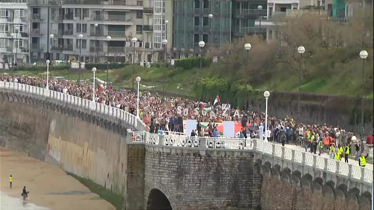 Mani donostia gaza_1920x10802_1920x1080
