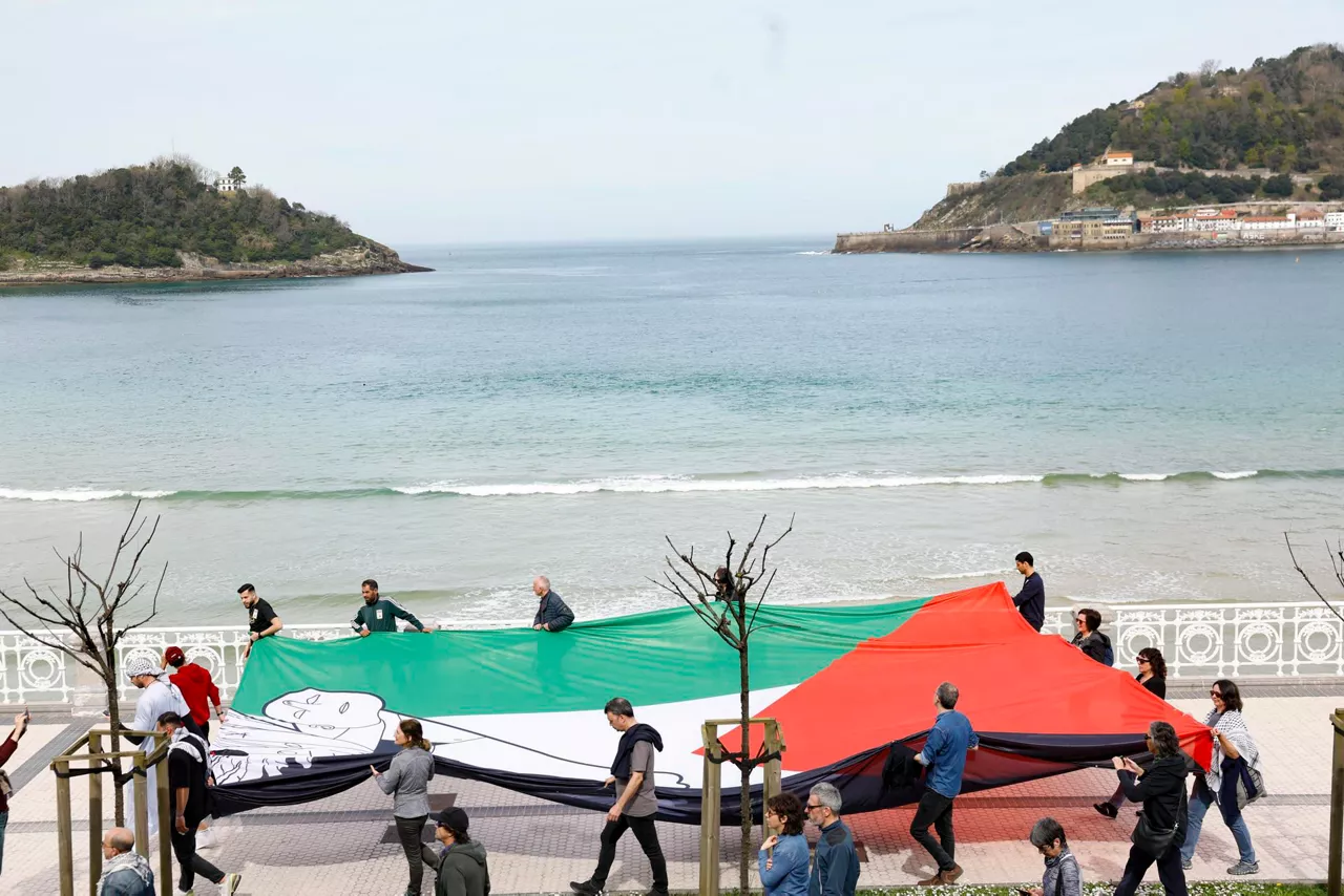 palestinaren aldeko manifestazioa donostian efe