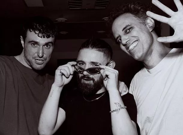 Fred again.., Skrillex eta Four Tet