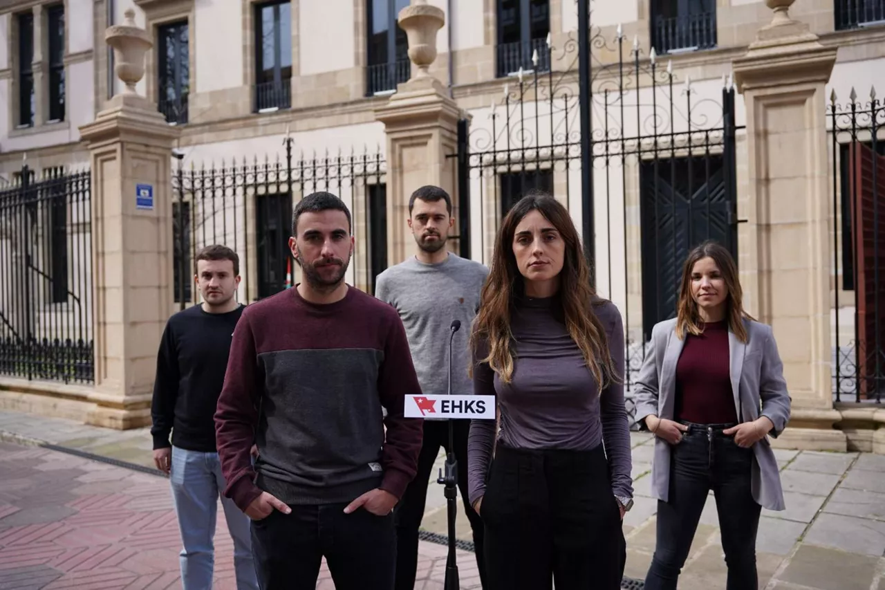 Euskal Herriko Kontseilu Sozialista agerraldia Gasteiz