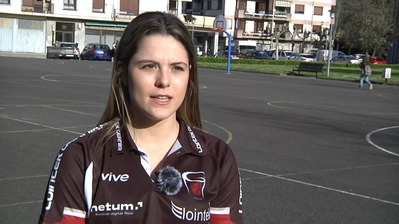 Marta Alberdi, Lointek Gernikako jokalaria