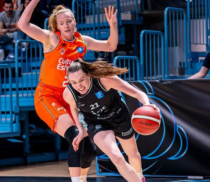 IDK EUSKOTREN VALENTZIA ERREGINA KOPA TWITTER