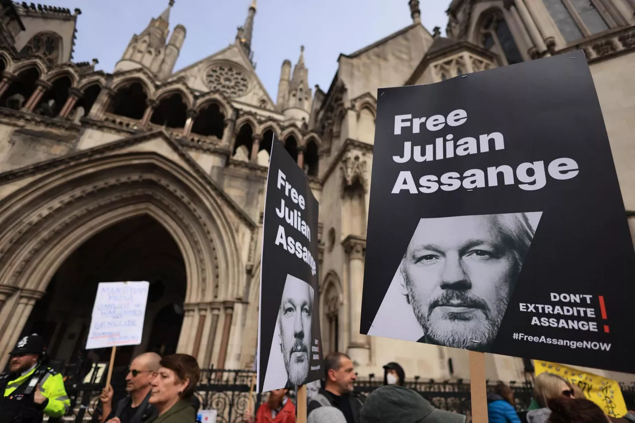 assange-londres-protestas-efe