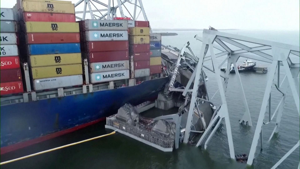 20240328084404_barco-itsasontzia-baltimore-zubia-puente_
