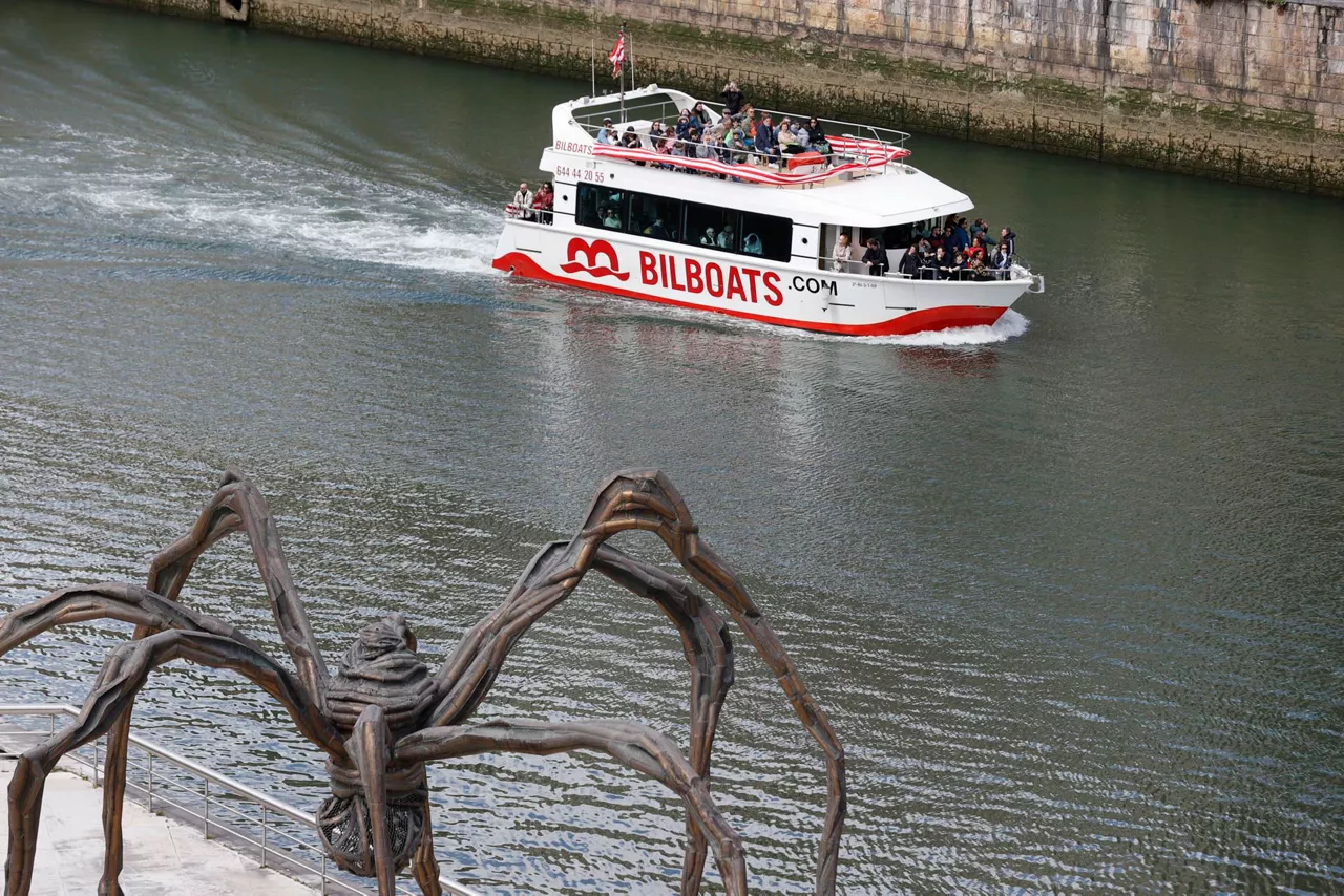 bilboats-banderak-athletic-bilbao-efe
