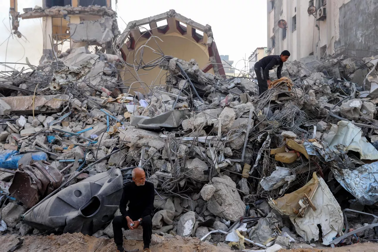 gaza-hospital-alshifa erietxea hondakinak-escombros-efe