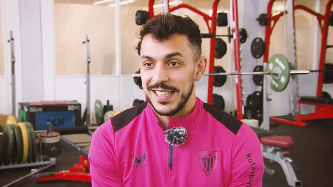 20240404142102_paredes-athletic_