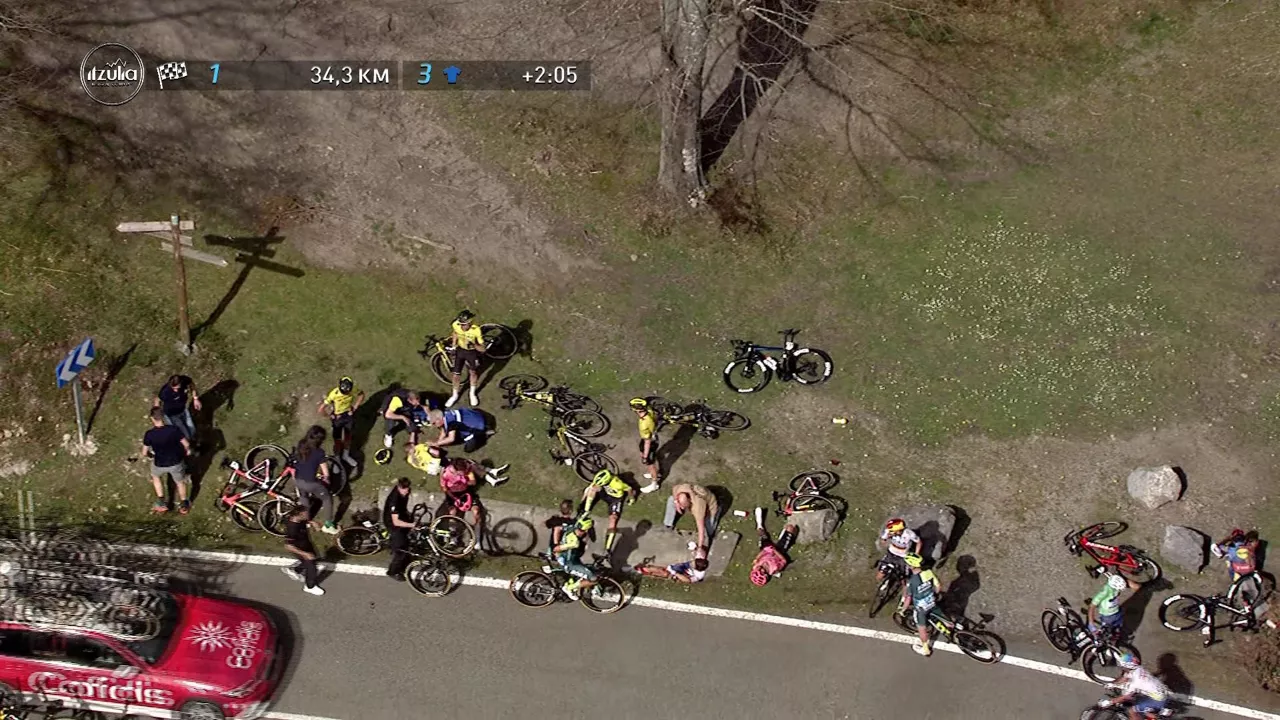 20240404171735_caida-vingegaard_