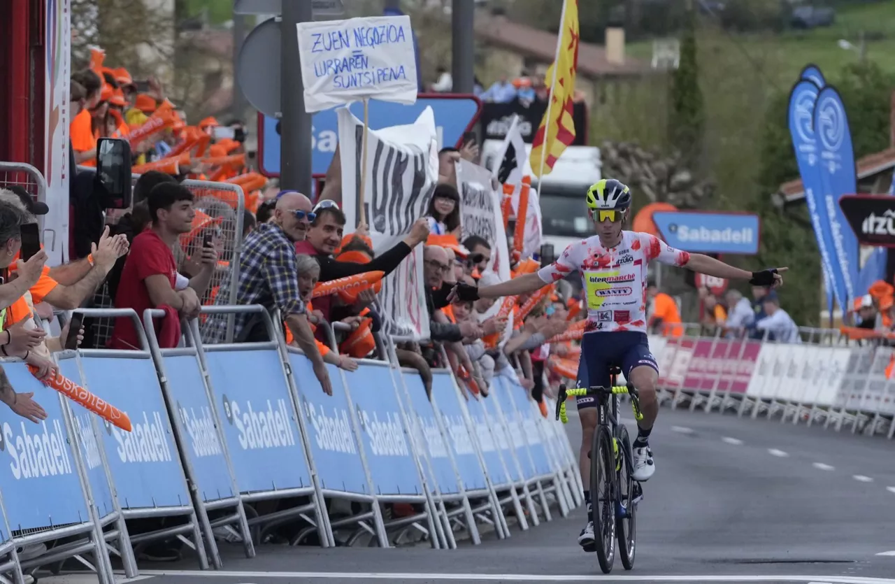 LOUIS MEINTJES INTERMARCHE IRABAZLEA LEGUTIO EUSKAL HERRIKO ITZULIA 2024 EFE