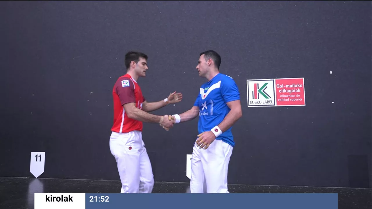 Zabaleta y Artola logran el pase a la liguilla del manomanista tras vencer a Jaka y Peña II.