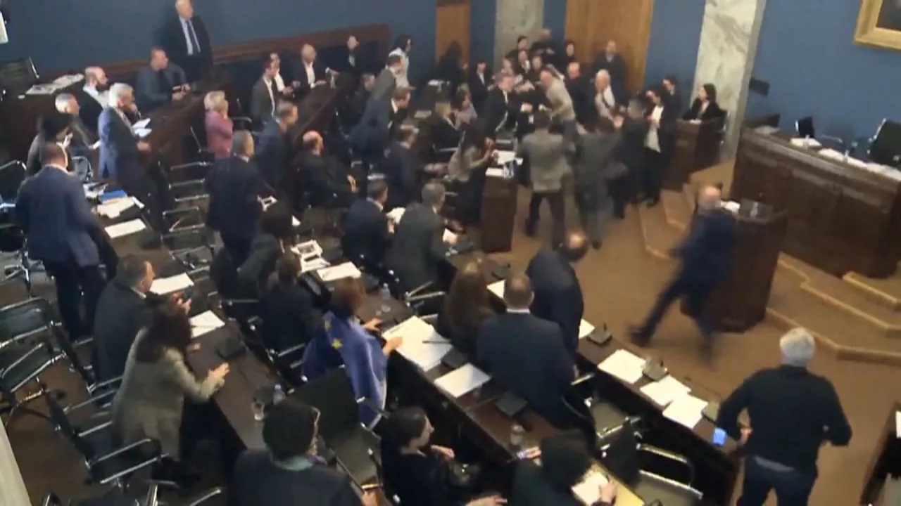 20240415144323_parlamento-georgia_