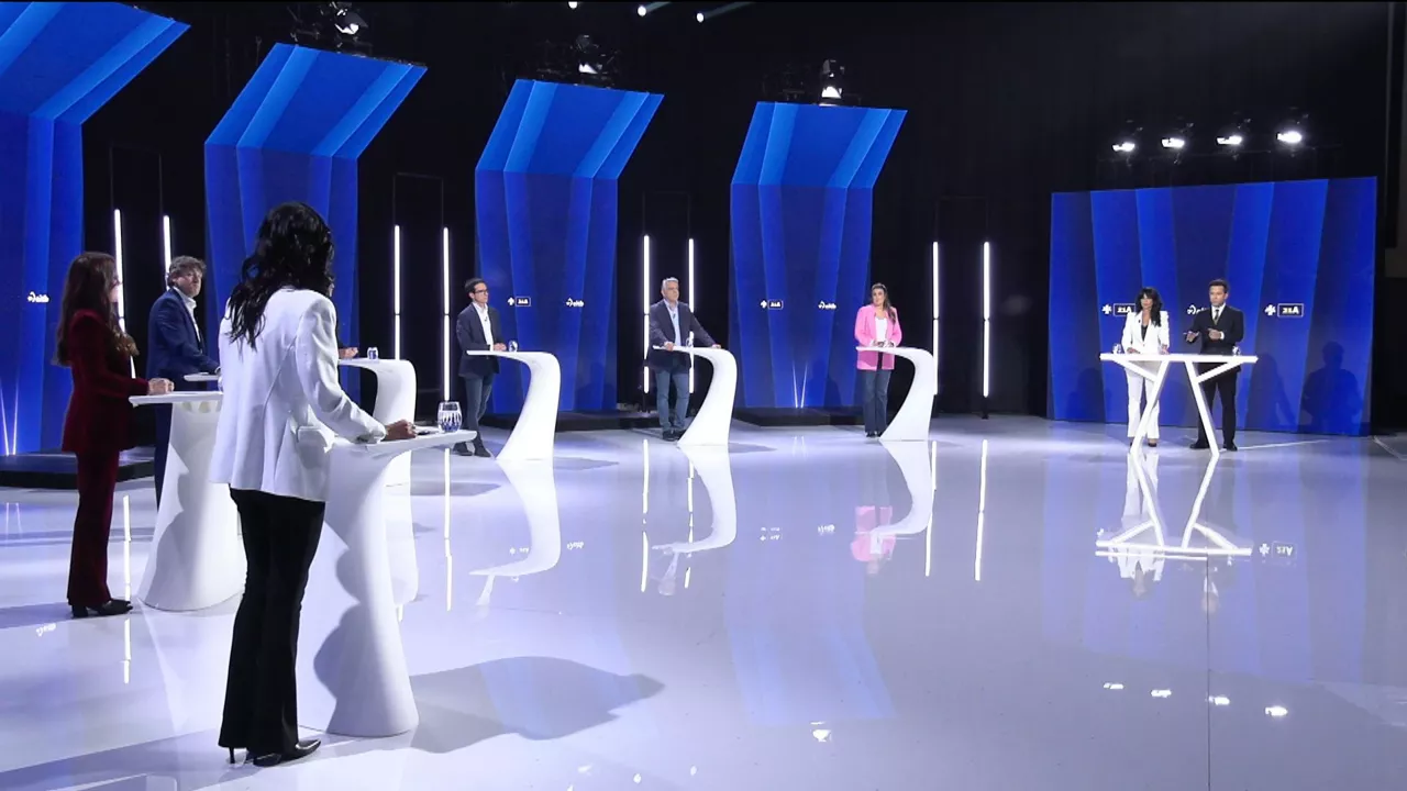 20240416223309_debatea-etb2_