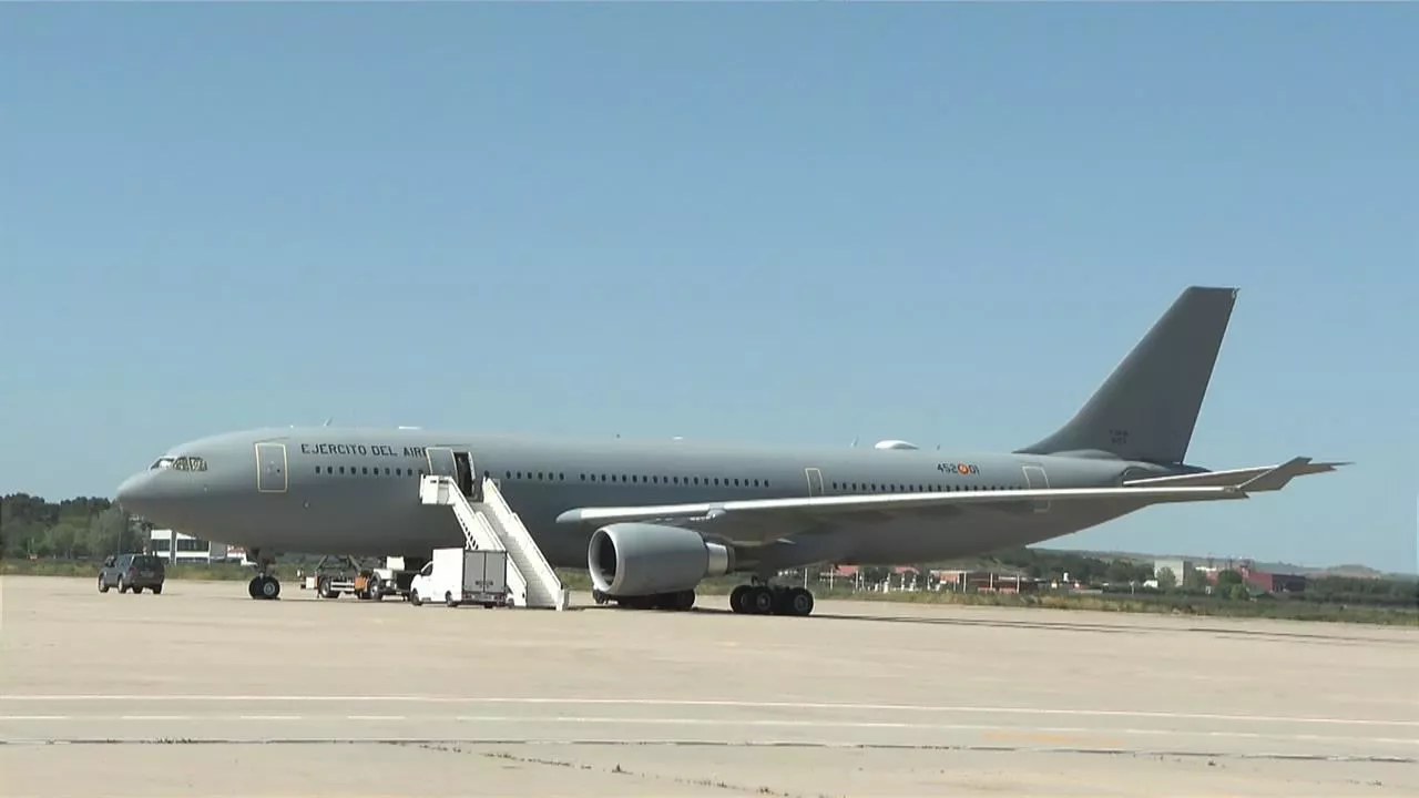 ejercito_avion_tailandia_hegazkina_alex