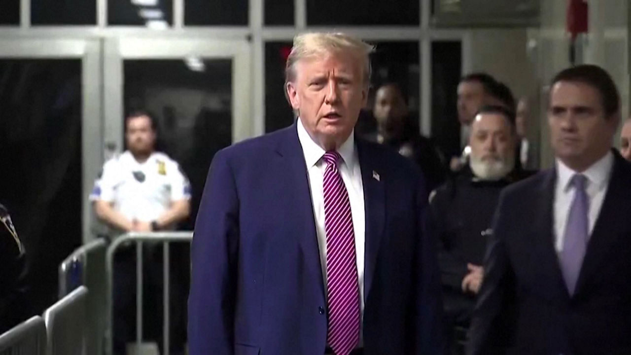 20240422174819_trump-epaitegian-juicio-nueva-york_