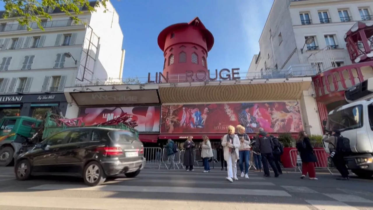 20240425112900_moulin-rouge-paris_