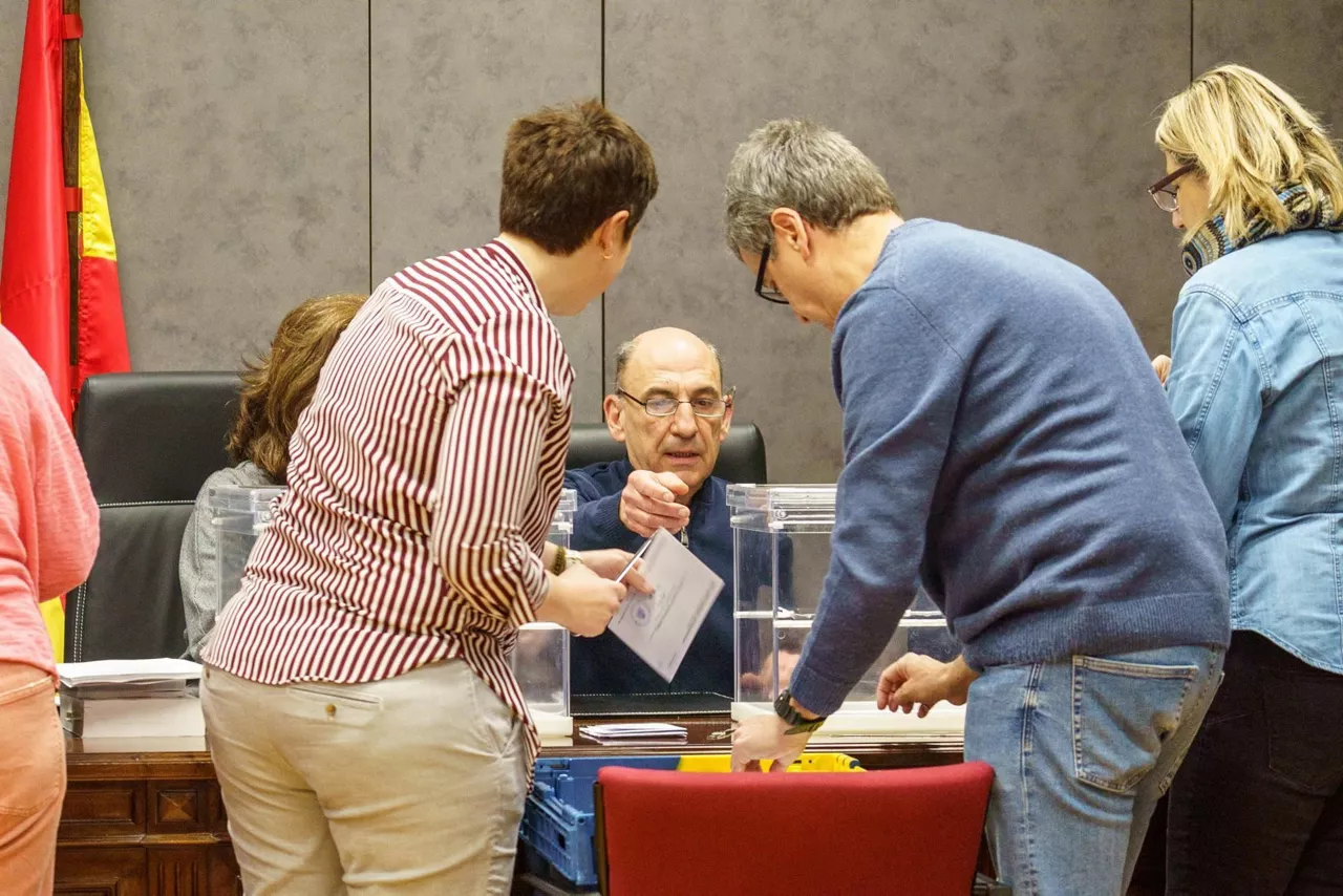 recuento voto cera extranjero elecciones 21A efe