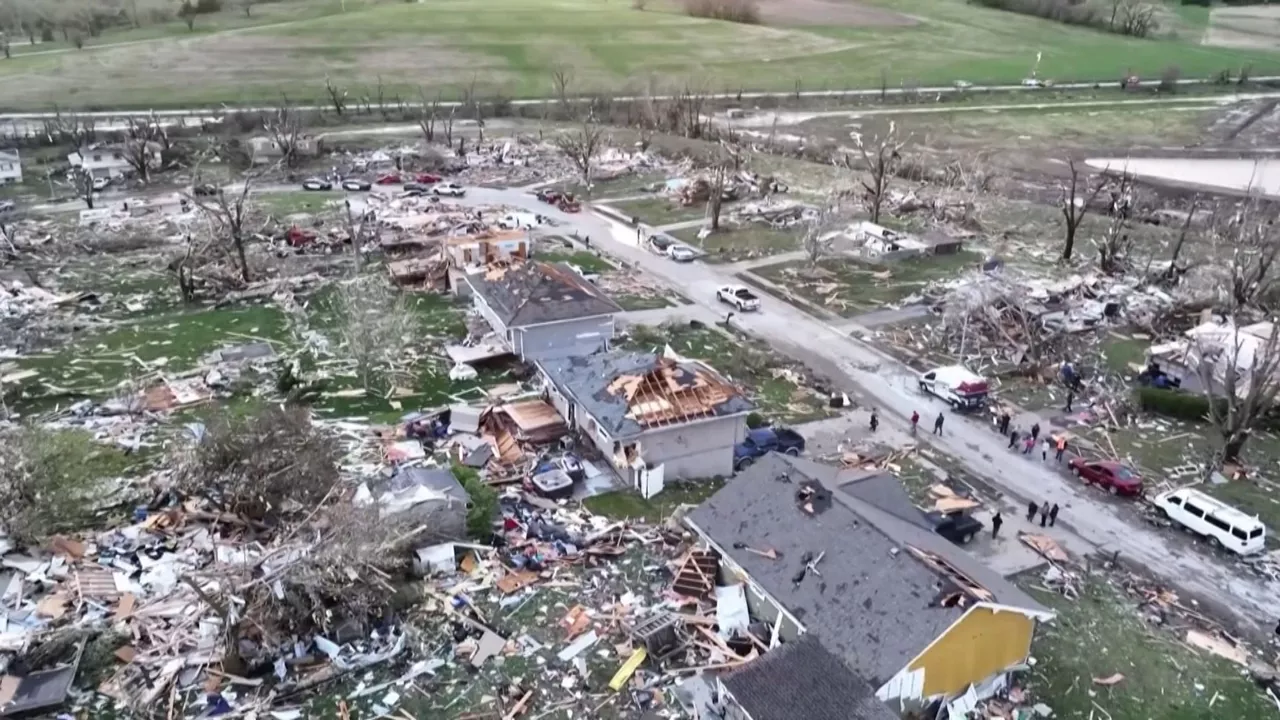 20240427193507_tornado_