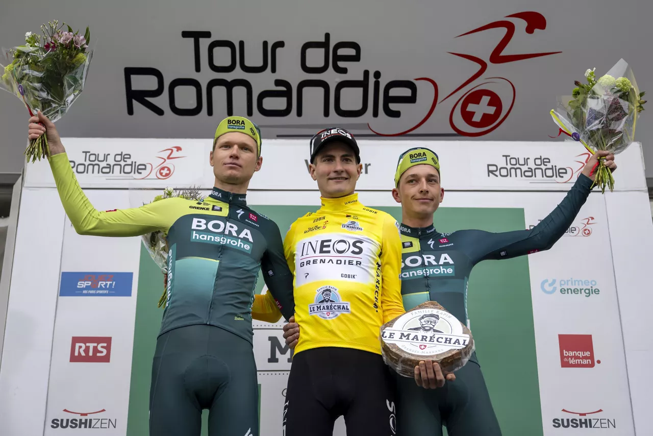 carlos_rodriguez_aleksandr_vlasov_florian_lipowitz_podio_podium_romandia2024_EFE