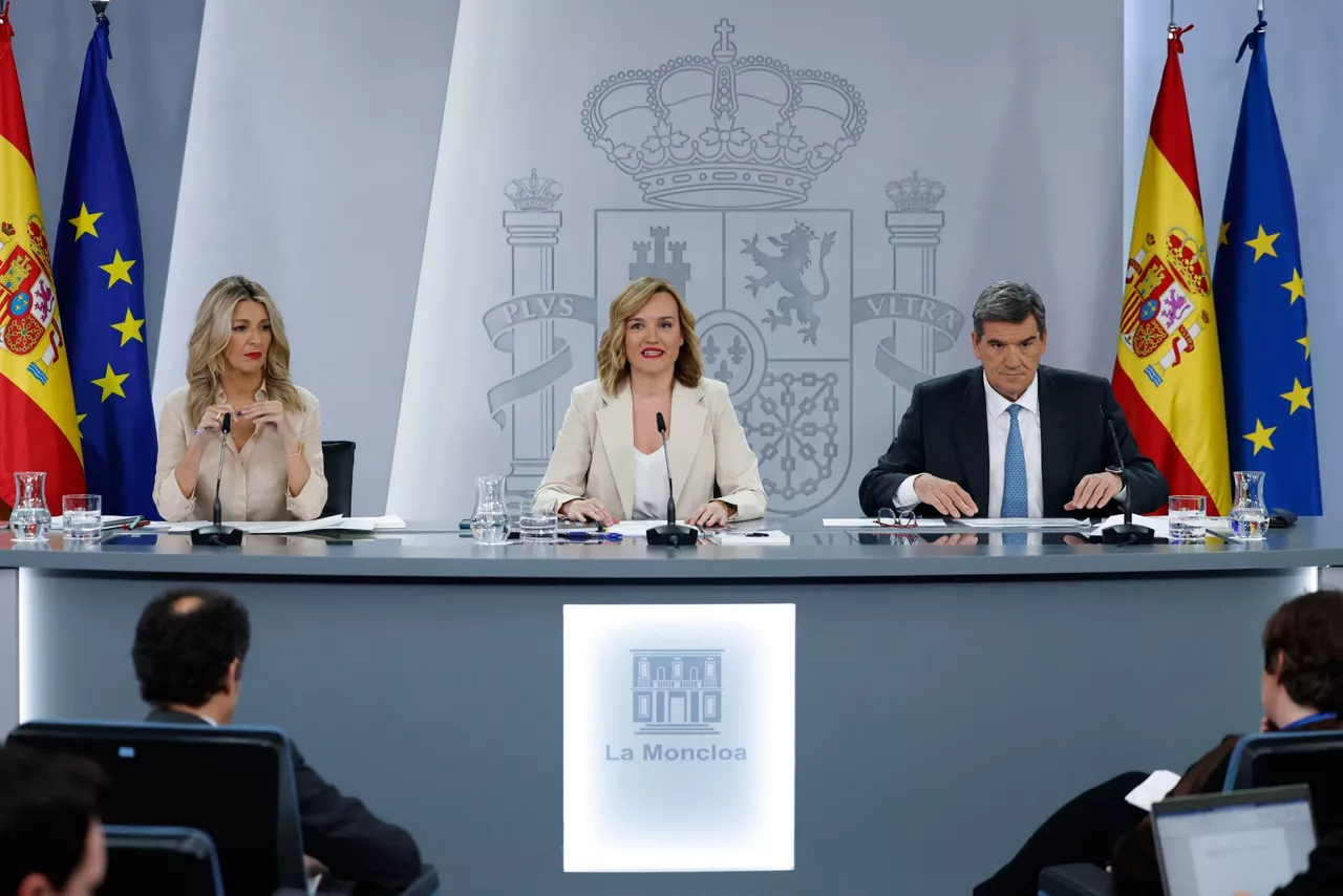pilar-alegria-yolanda-diaz-jose-luis-escriva-efe