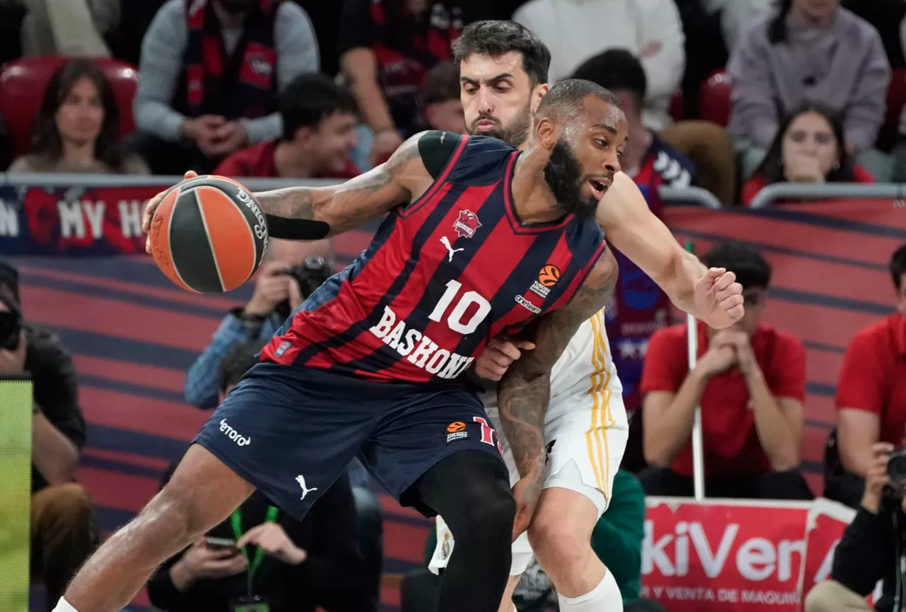 Codi Miller-McIntyre ha jugado un notable partido. Foto: EFE.