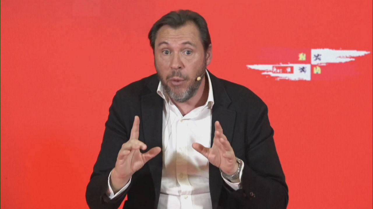 20240504105532_oscar-puente-psoe-milei_