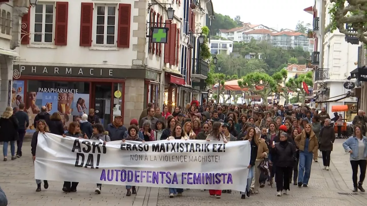 20240506211110_manifestazioa-hilketa-matxista-donibane-lohizunen_