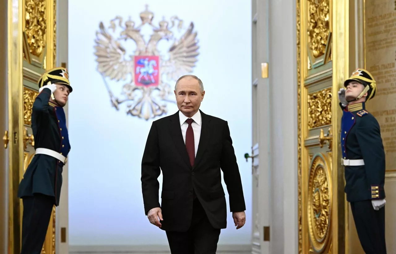 Putin kargu hartzea