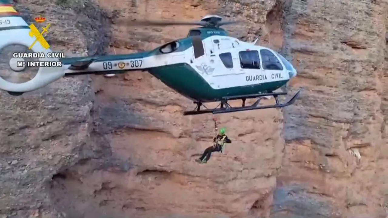 20240510103636_rescate-pirineos-guardia-civil_