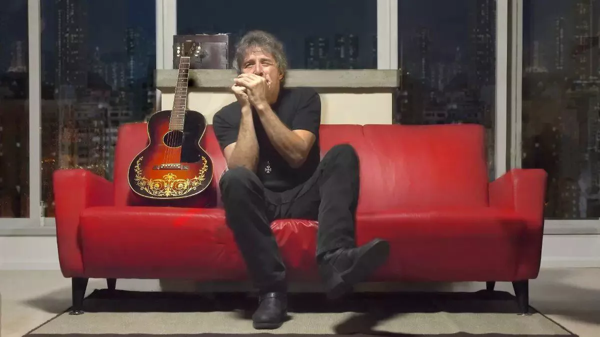 Monográfico sobre la canción "Killing the blues" y entrevista con su autor, Rowland Salley
