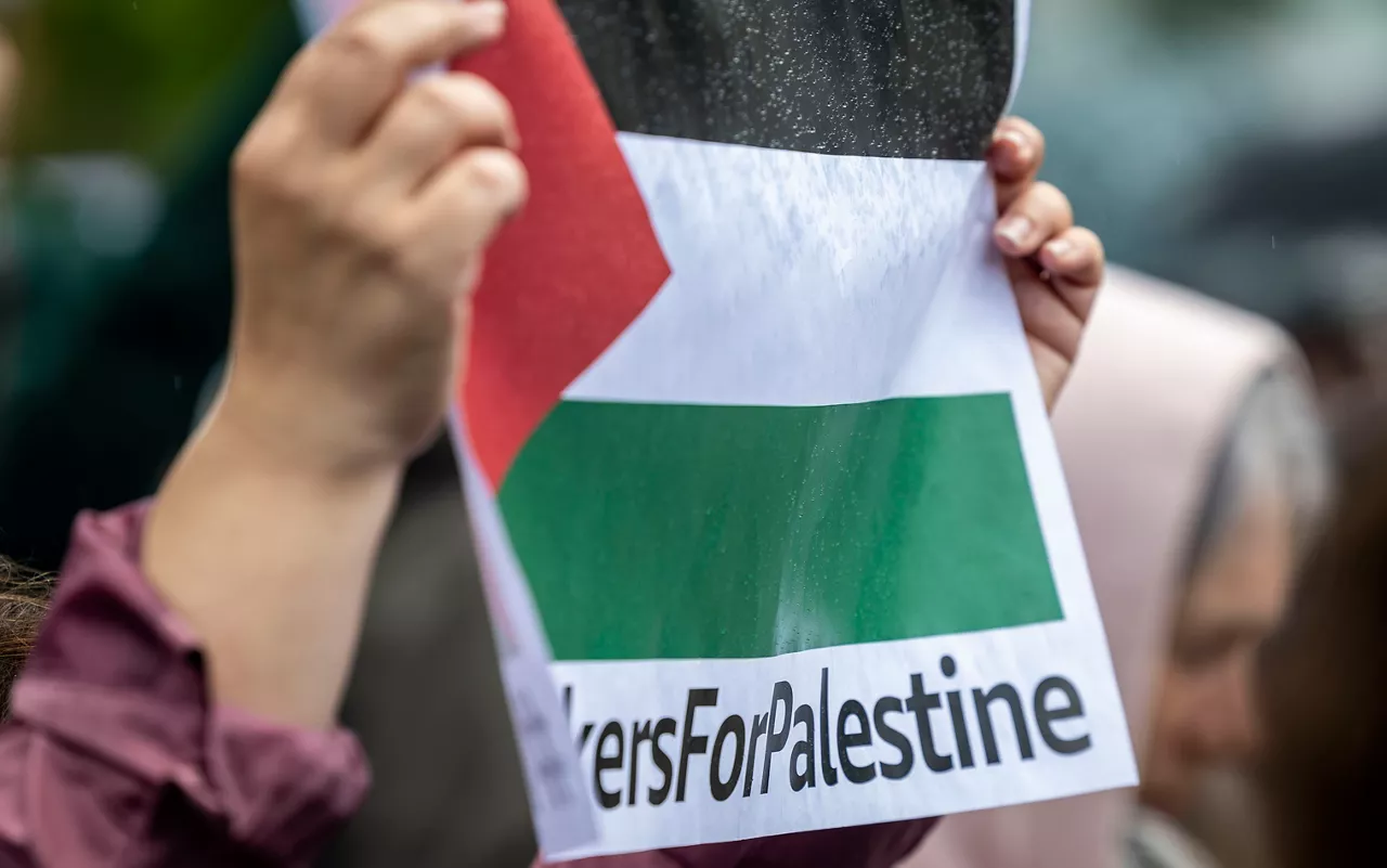 protesta-san sebastian bilkura donostian sindikatuak-sindicatos-palestinaren alde propalestina-efe