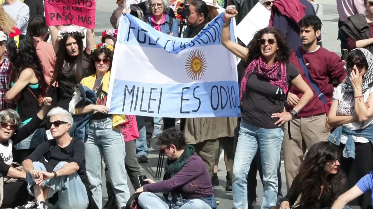 20240519164504_faxismoaren-kontrako-kontzentrazioa-madrilen_