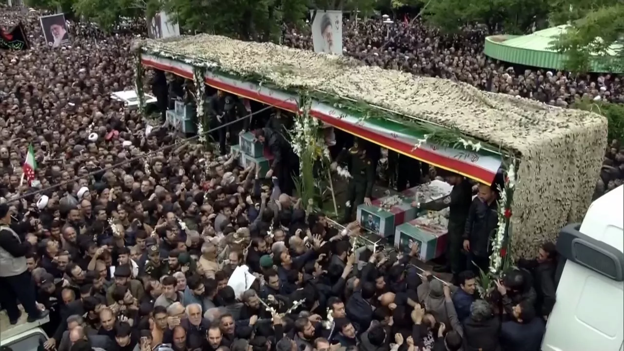 20240521090543_iran-funeral_